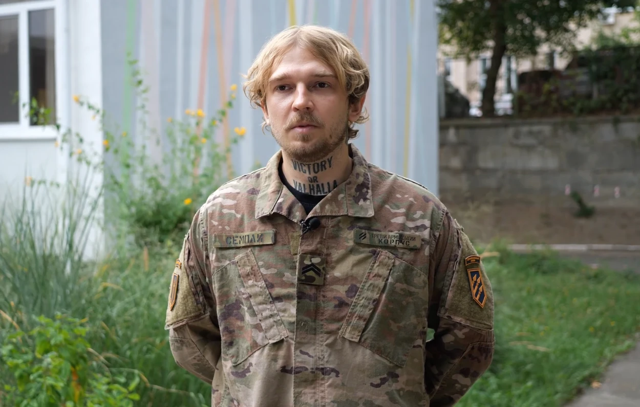 Семпай, військовослужбовець Третього армійського корпусу